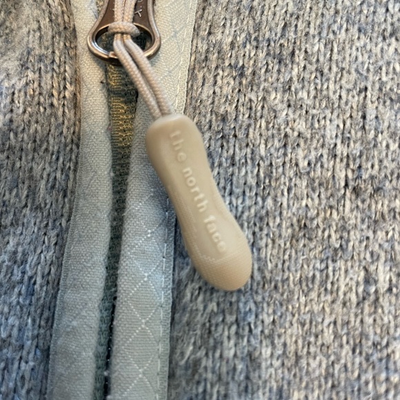 The North Face Full-Zip Fleece - Picture 6 of 7